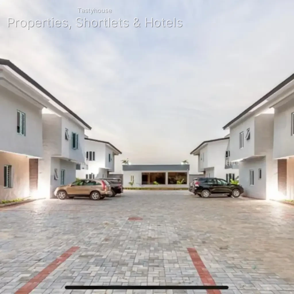 2 BEDROOM FULLY SERVICED APARTMENT