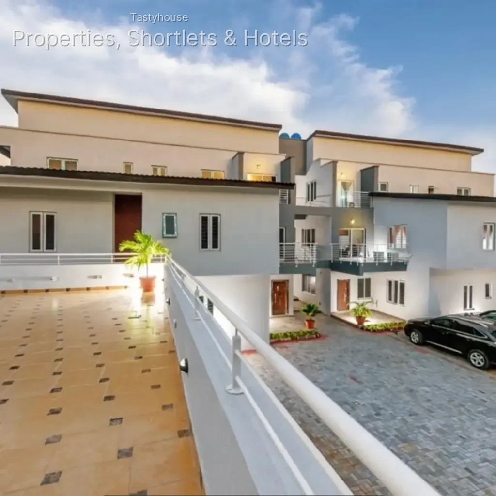 2 BEDROOM FULLY SERVICED APARTMENT