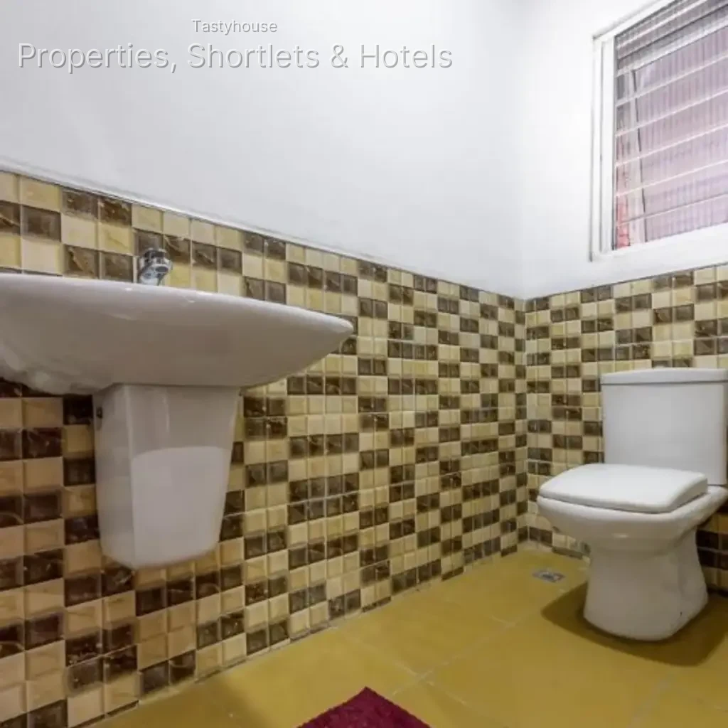 2 BEDROOM FULLY SERVICED APARTMENT