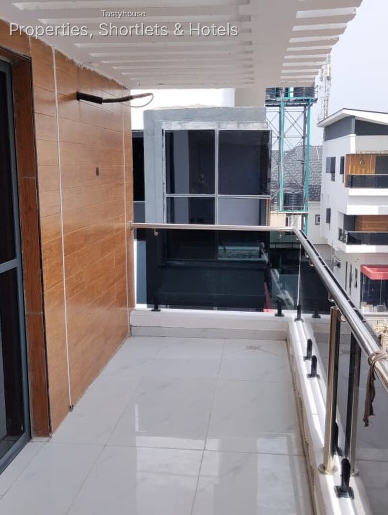 Brand New Premium 5-Bedroom Detached House