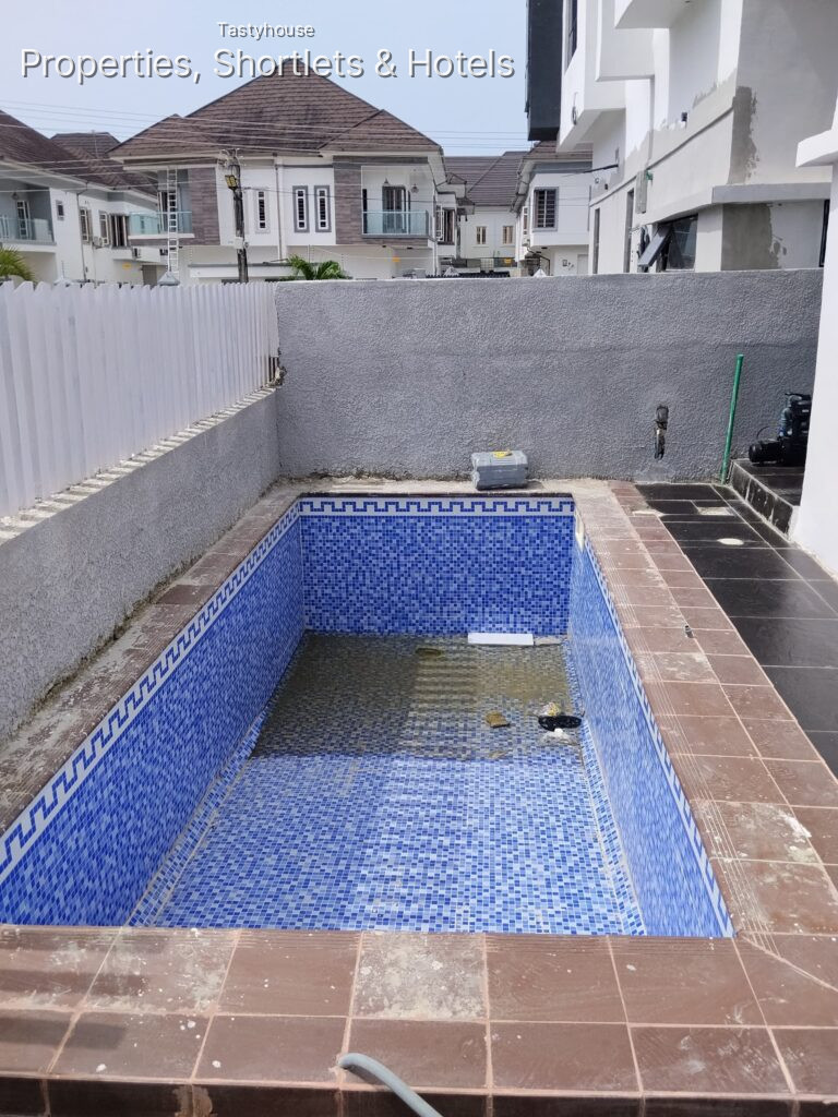 Brand New Premium 5-Bedroom Detached House
