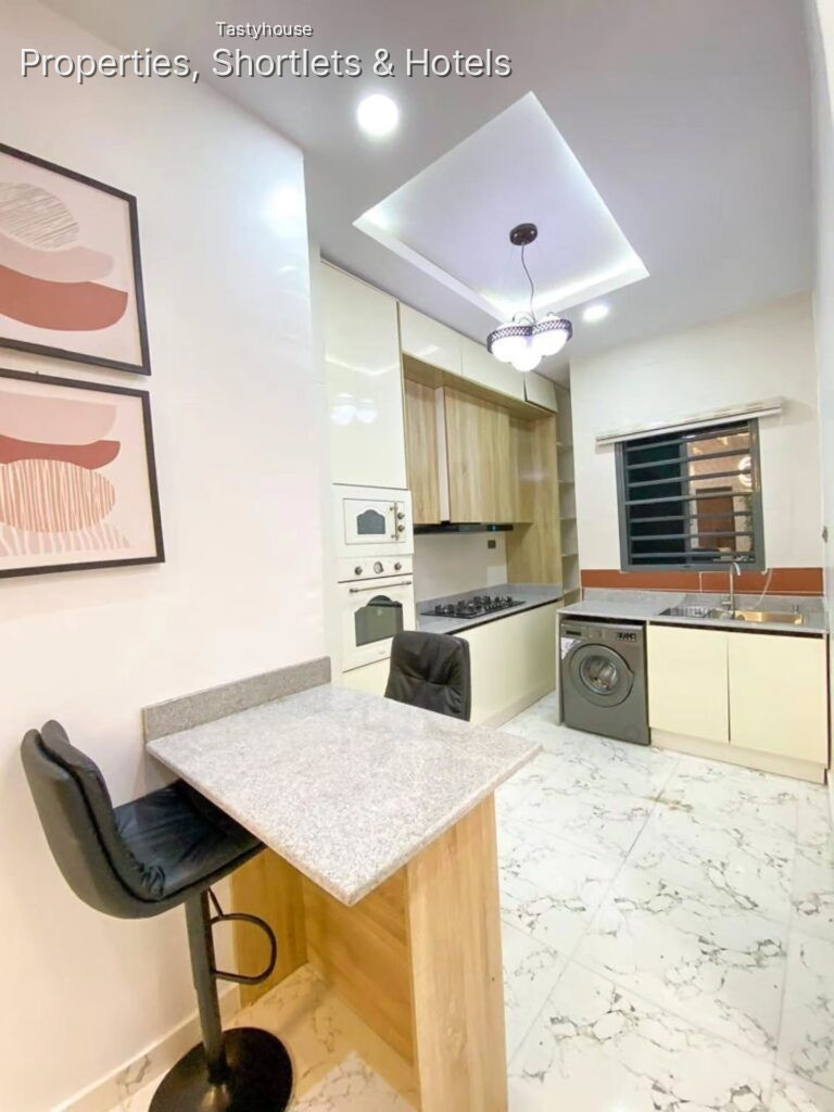 Fully furnished 2 Bedroom