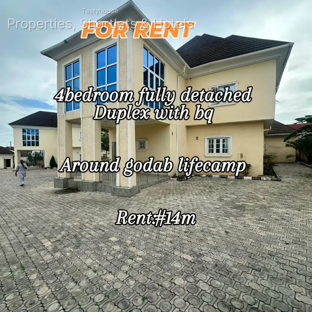 4 bedroomfully detached duplex with bq