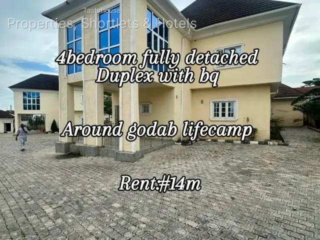 4 bedroomfully detached duplex with bq