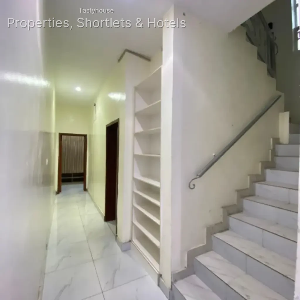 Amazing 4 bedroom semi-detached duplex