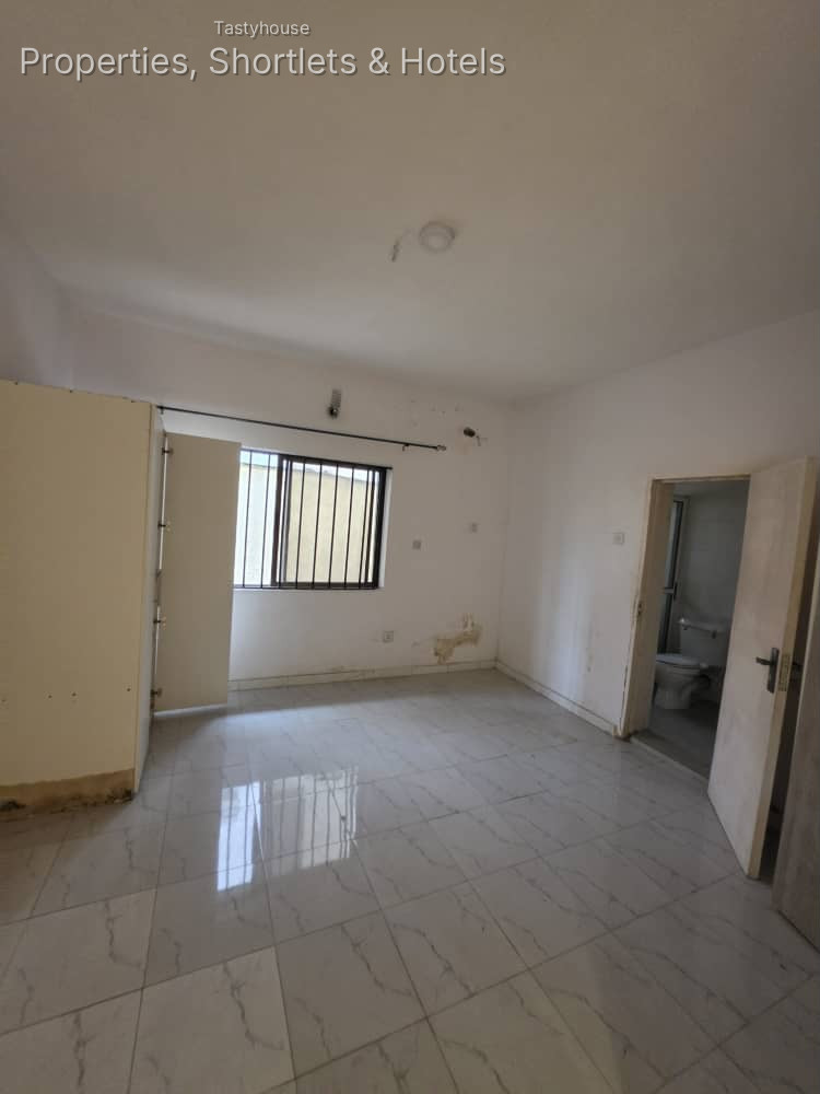 4bedroom semi detached duplex
