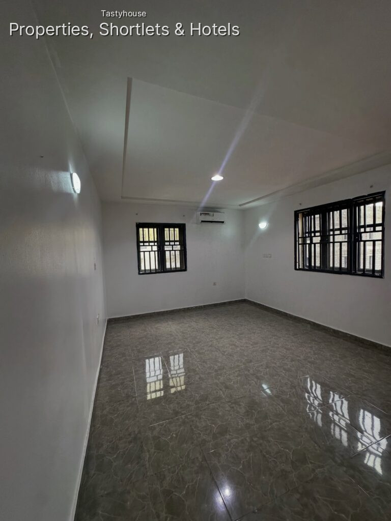 Newly renovated 3bedrooms apartments