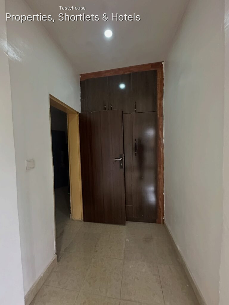 Newly renovated 3bedrooms apartments