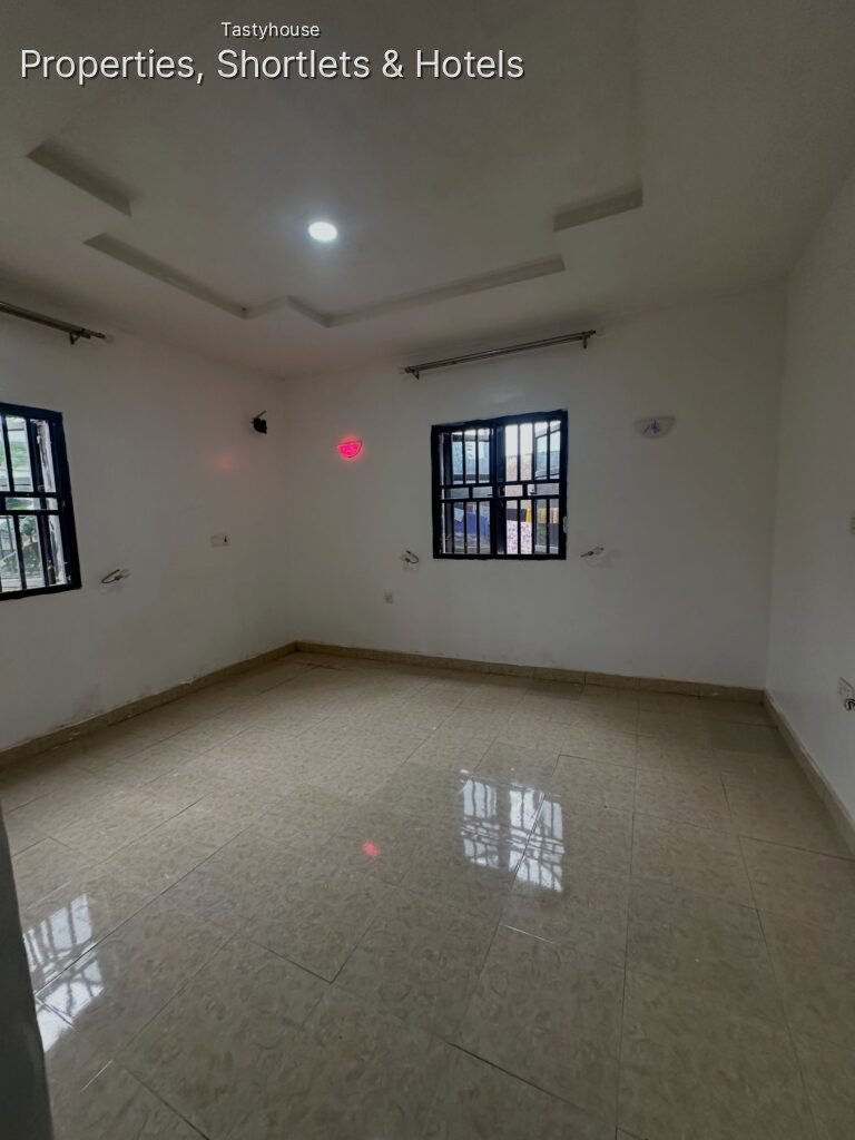 Newly renovated 3bedrooms apartments