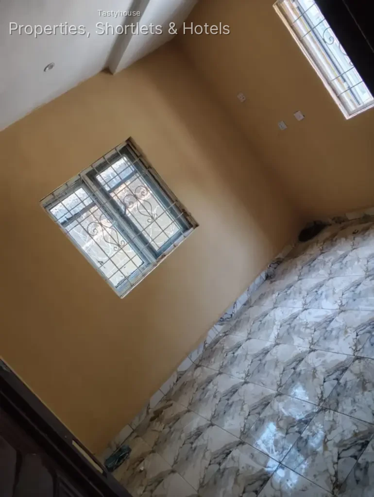 2 – Bedroom flat