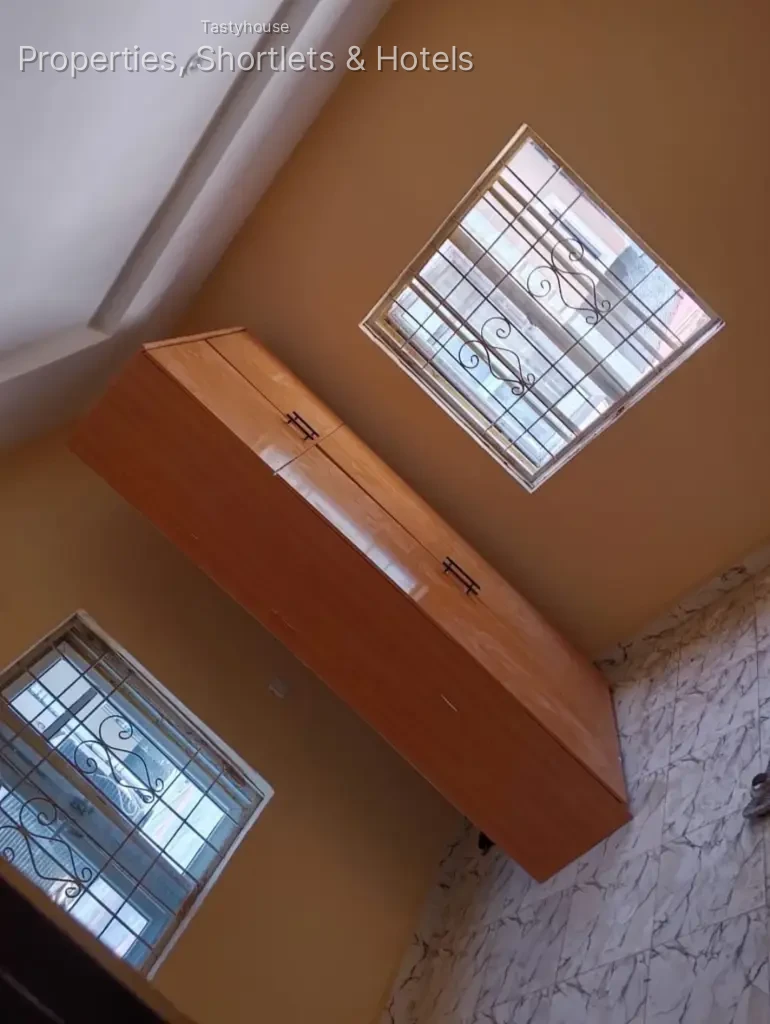 2 – Bedroom flat