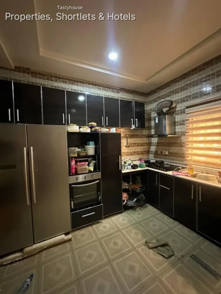 Furnished 3-bedroom Terrace Duplex
