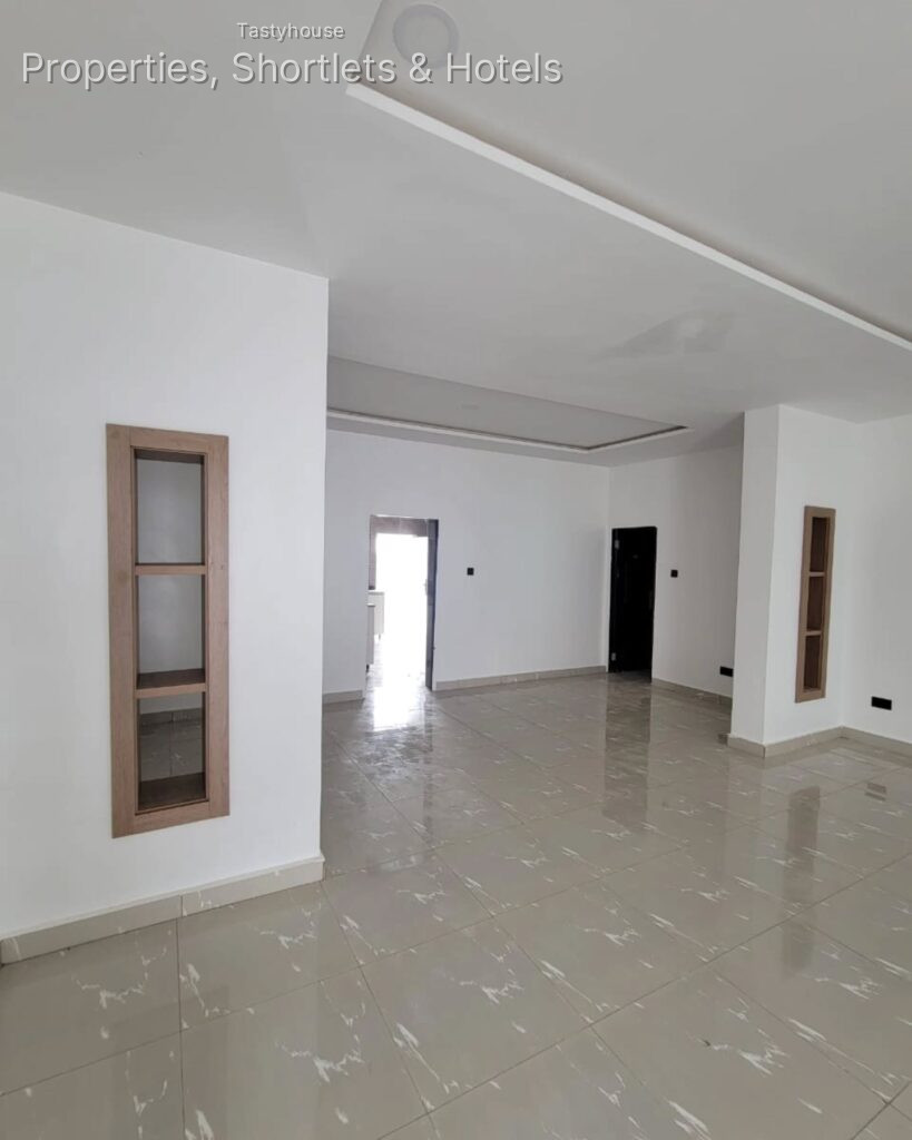 Newly built 3 bedroom flat