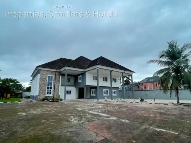 5 – BEDROOM DUPLEX