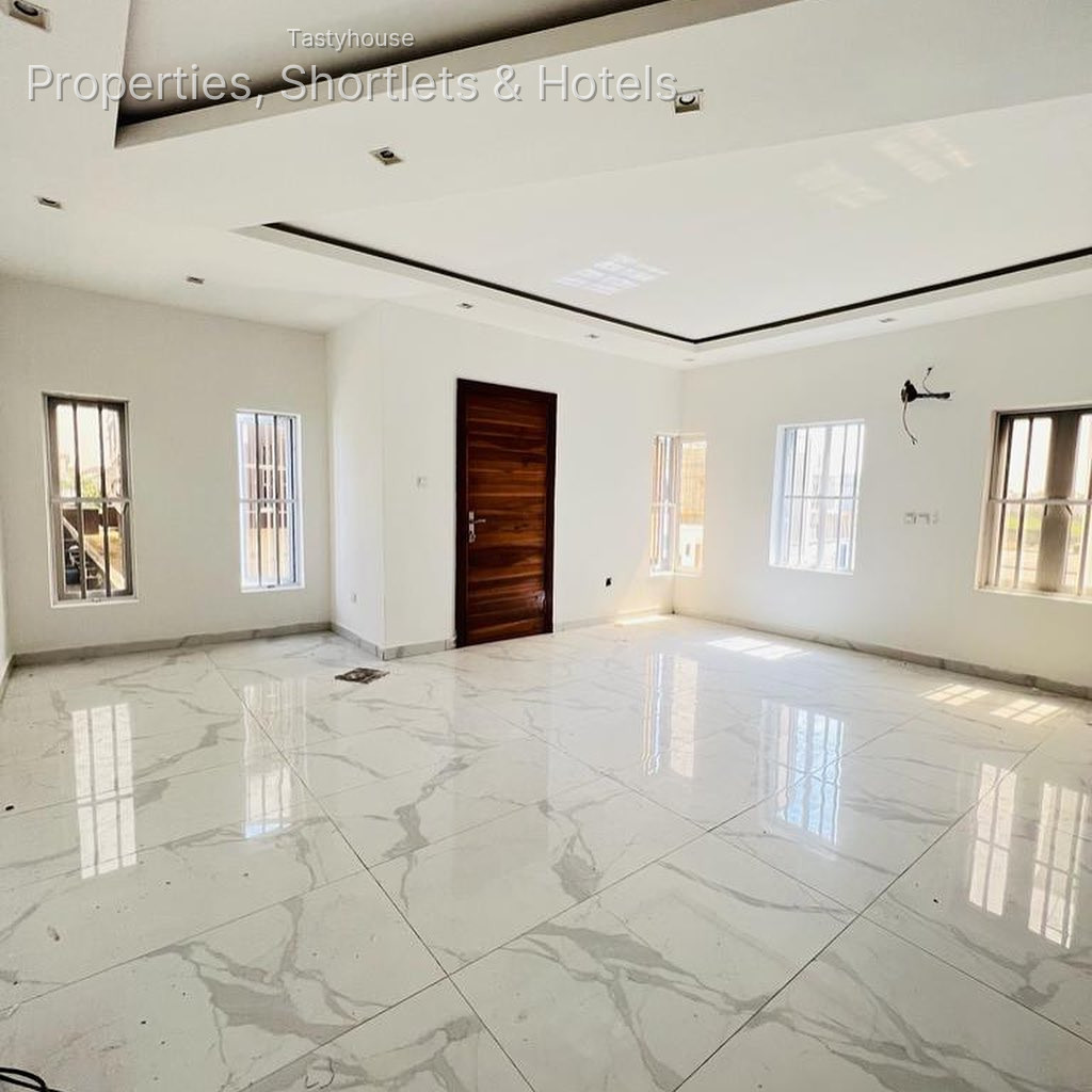 4 – bedroom semi detached house with a bq