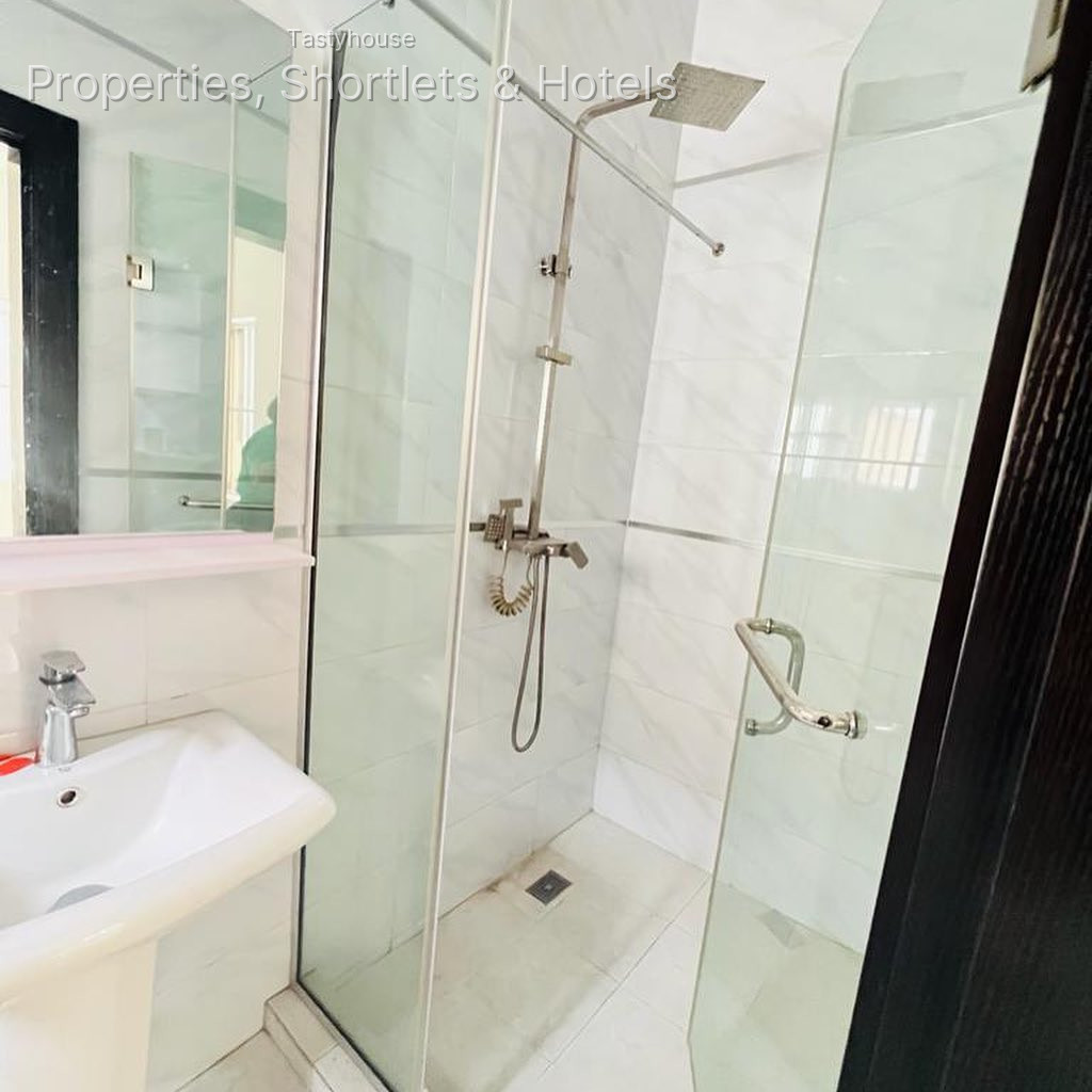 4 – bedroom semi detached house with a bq