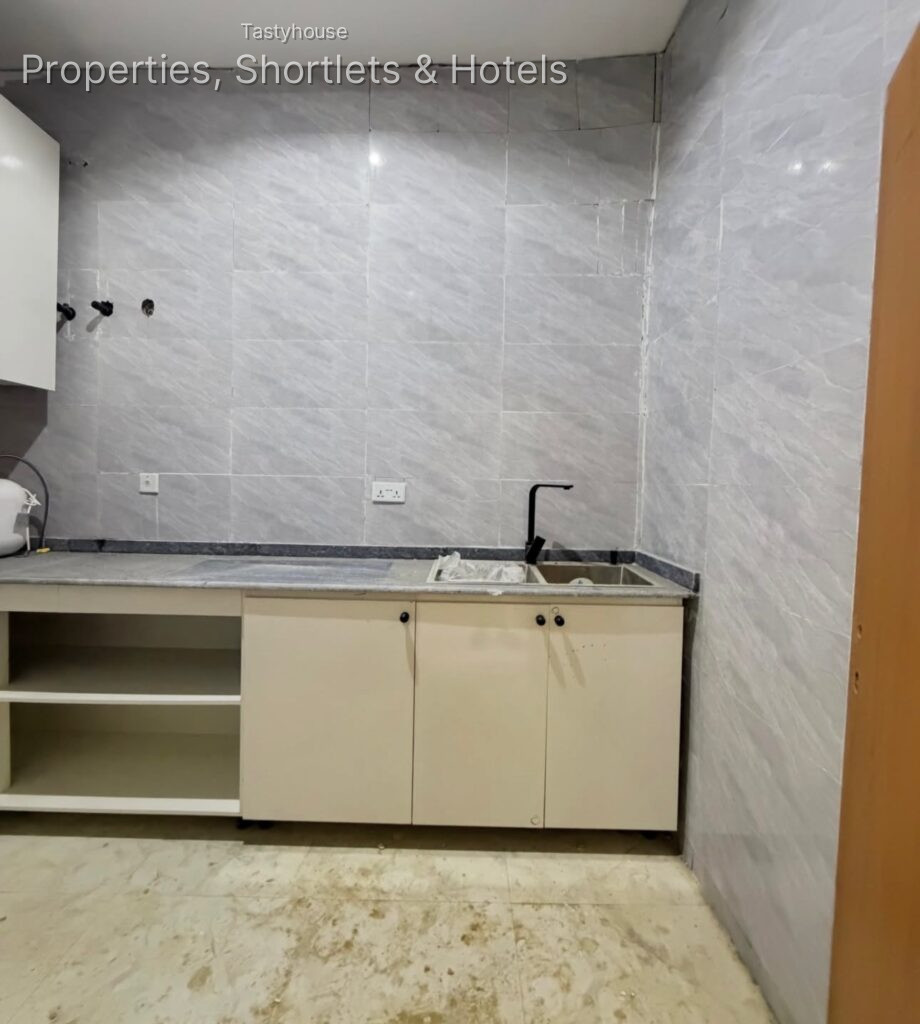 3-Bedroom Apartment