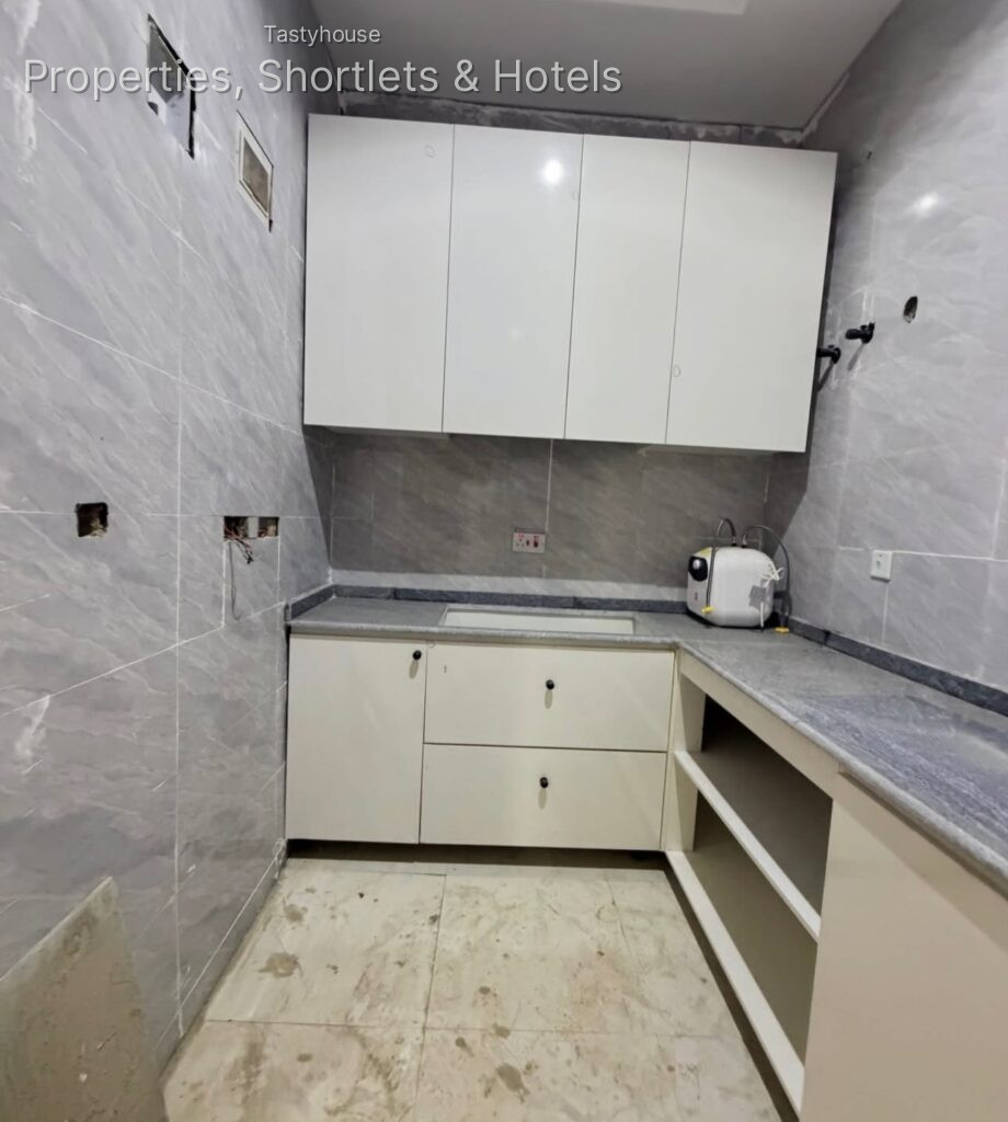 3-Bedroom Apartment
