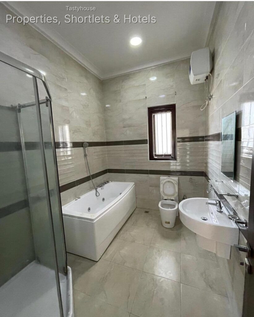 4 – bedroom semi detached within ahilly terrain