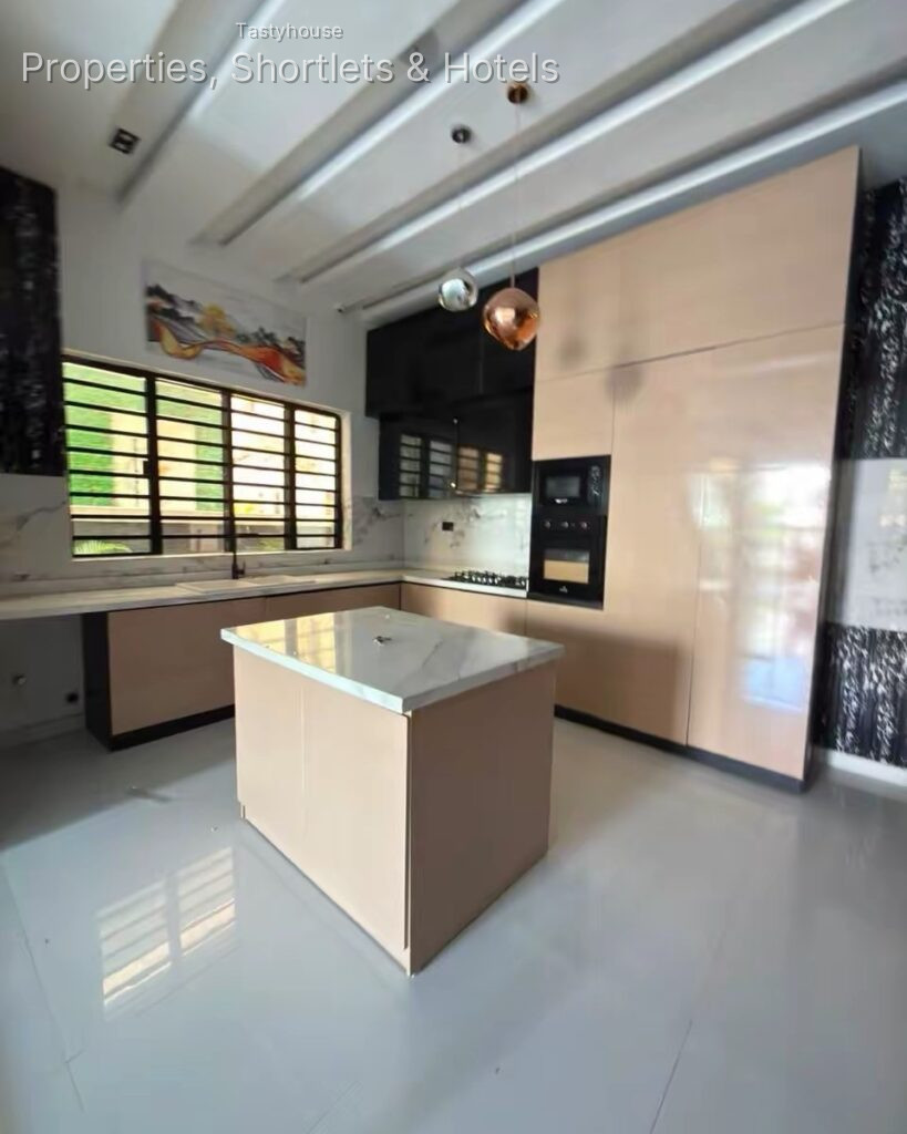 tastefully finished 2 bedroom flat, with all rooms