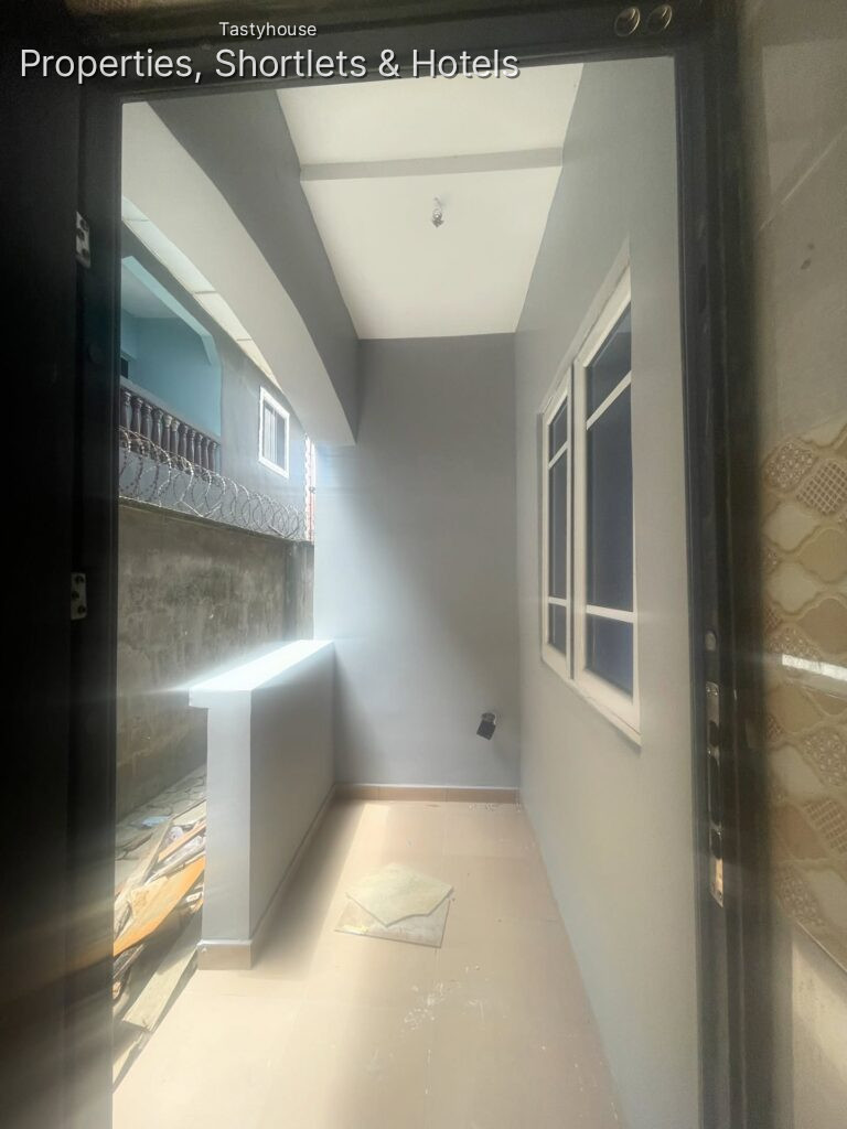 2 – Bedroom flat