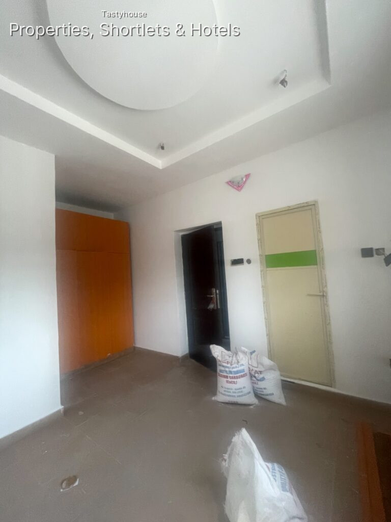 2 – Bedroom flat