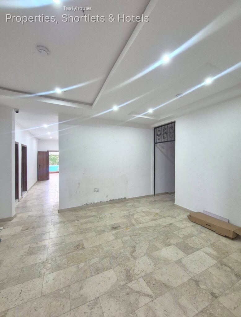 2 – Bedroom Apartment