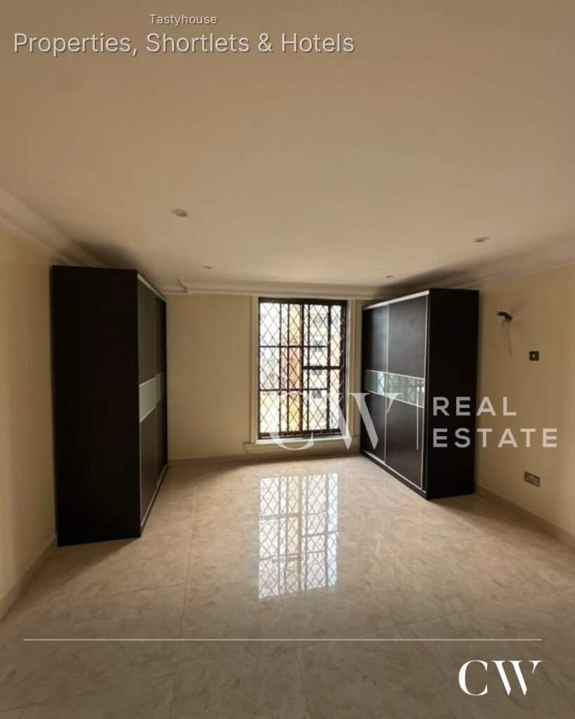 spacious 5-bedroom semi-detached