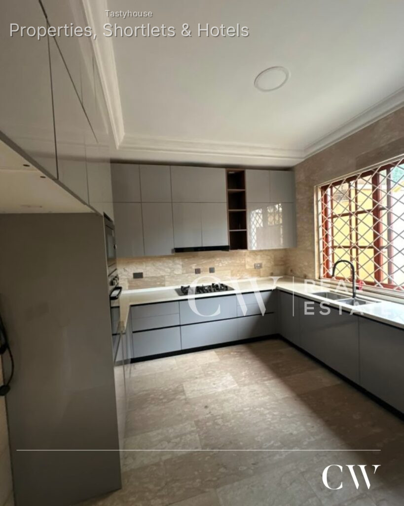 spacious 5-bedroom semi-detached