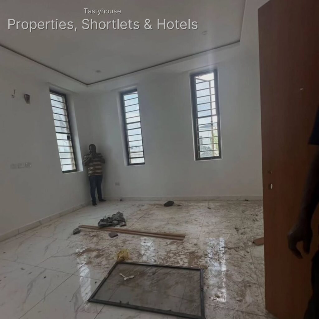 NEWLY BUILT 1-BEDROOM APARTMENT