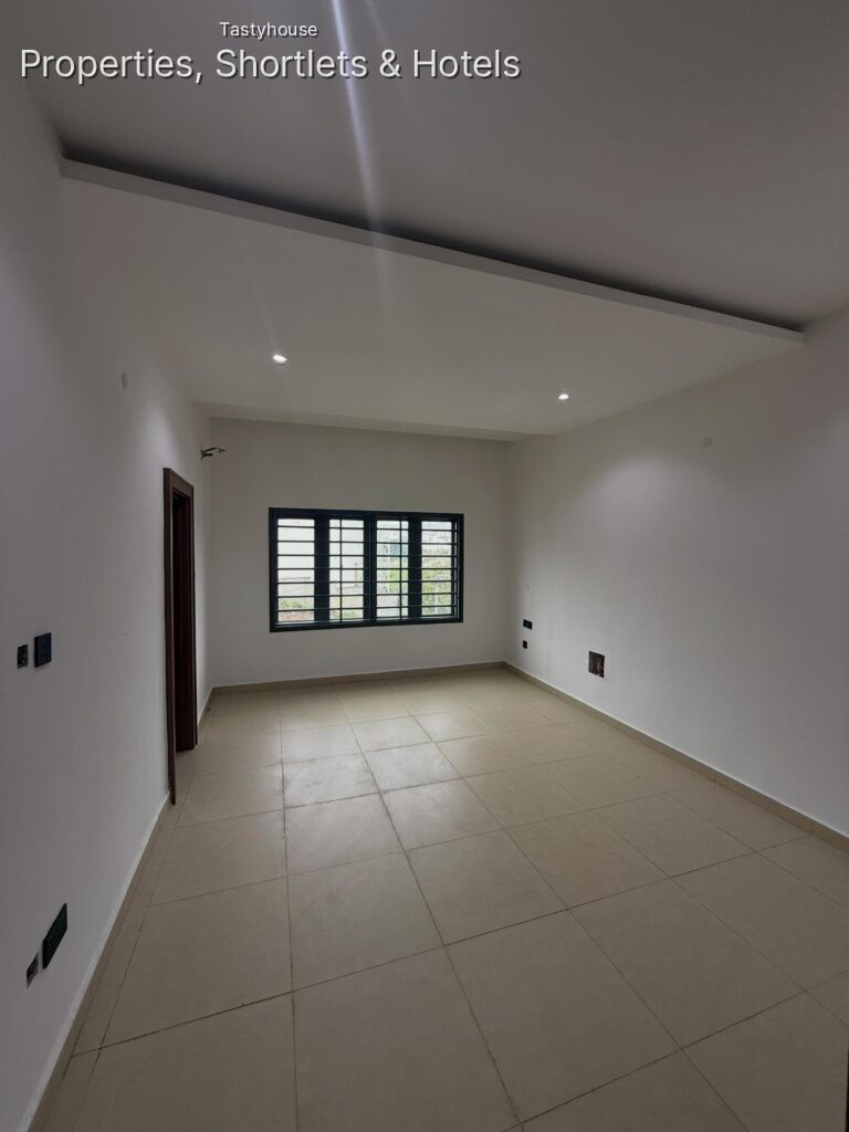 4 – Bedroom Terrace Duplex1 Room Bq