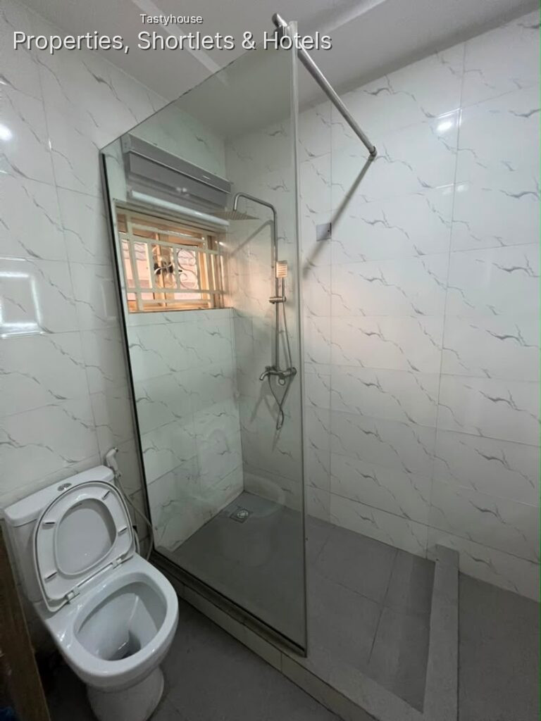 Fully Furnished 4-Bedroom Detached Duplex