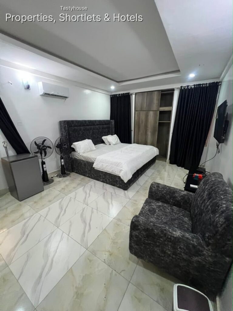 Fully Furnished 4-Bedroom Detached Duplex
