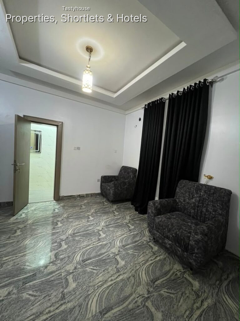 Fully Furnished 4-Bedroom Detached Duplex