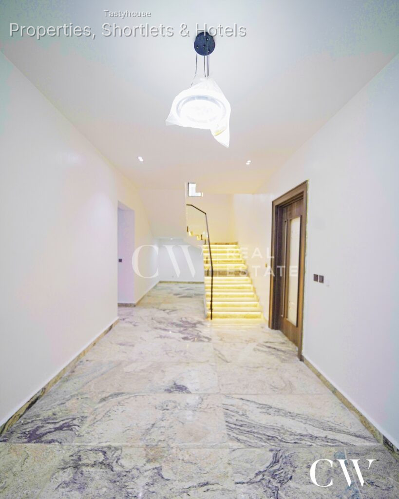 5 Bedroom Detached Duplex