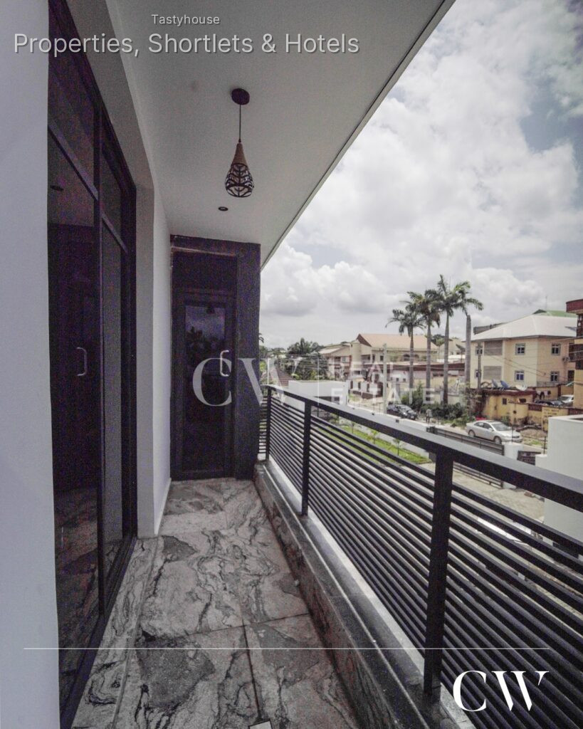 5 Bedroom Detached Duplex