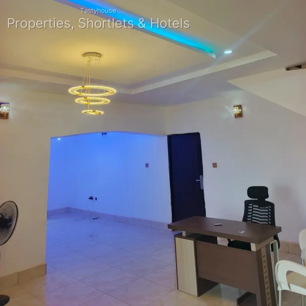 4 – Bedroom Flat