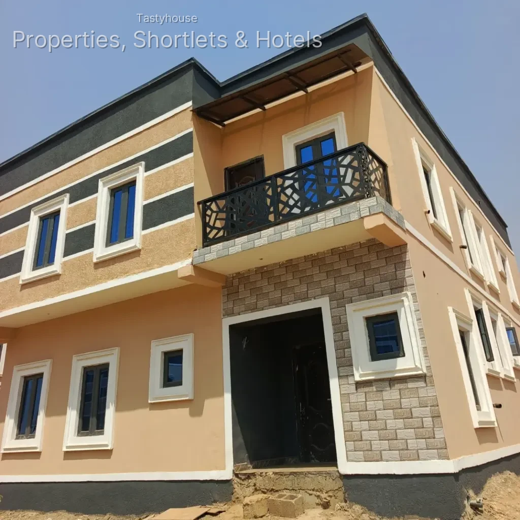 4 – Bedroom Flat