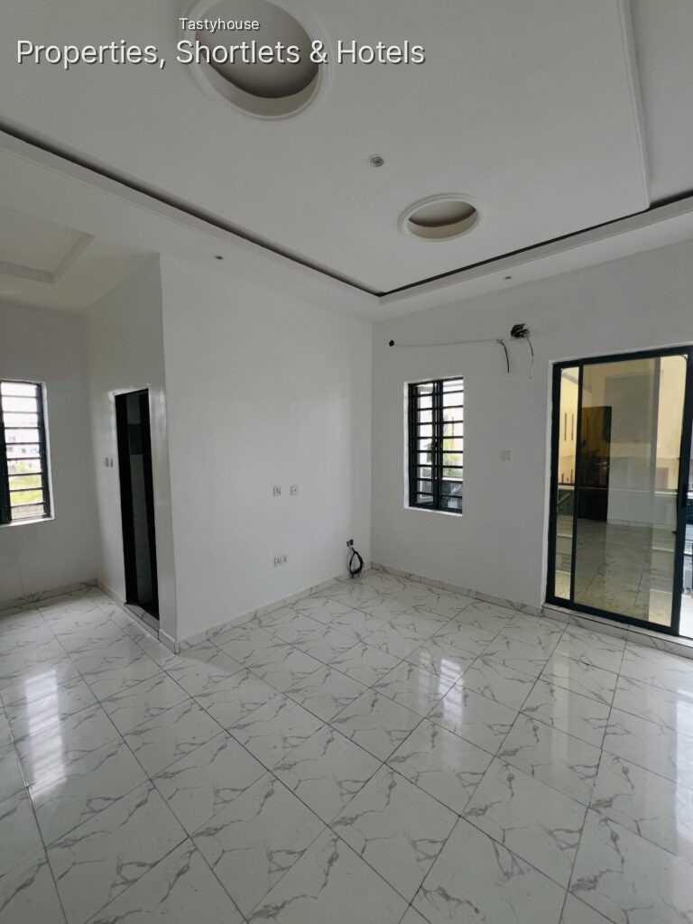 3 – Bedroom Terrace