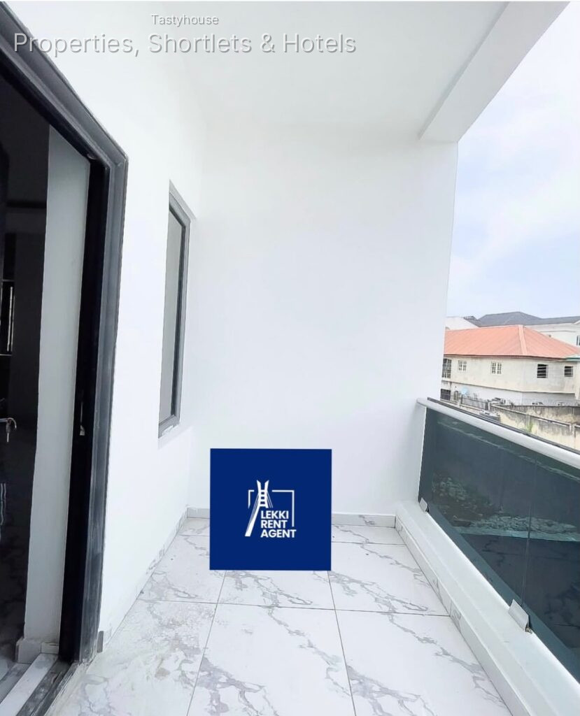 Tastefully built and Spacious 1 bedroom apartment