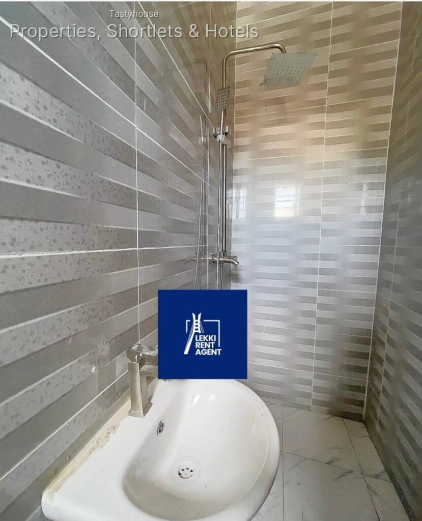 Tastefully built and Spacious 1 bedroom apartment