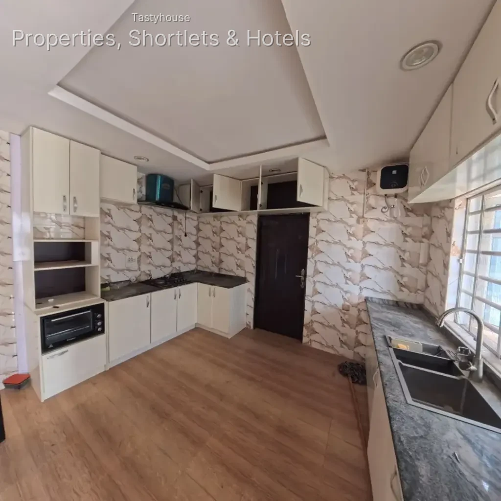 A Decent 4 bedroom Bungalow