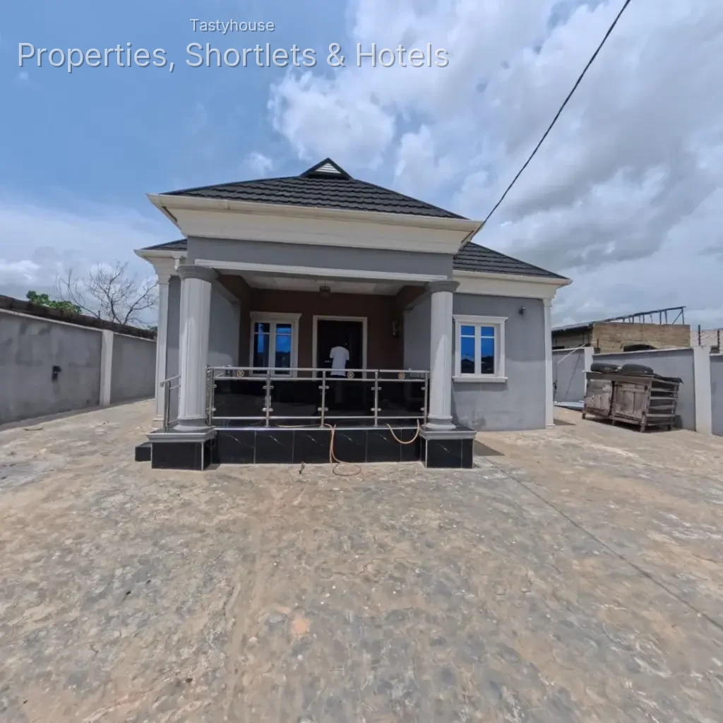 A Decent 4 bedroom Bungalow