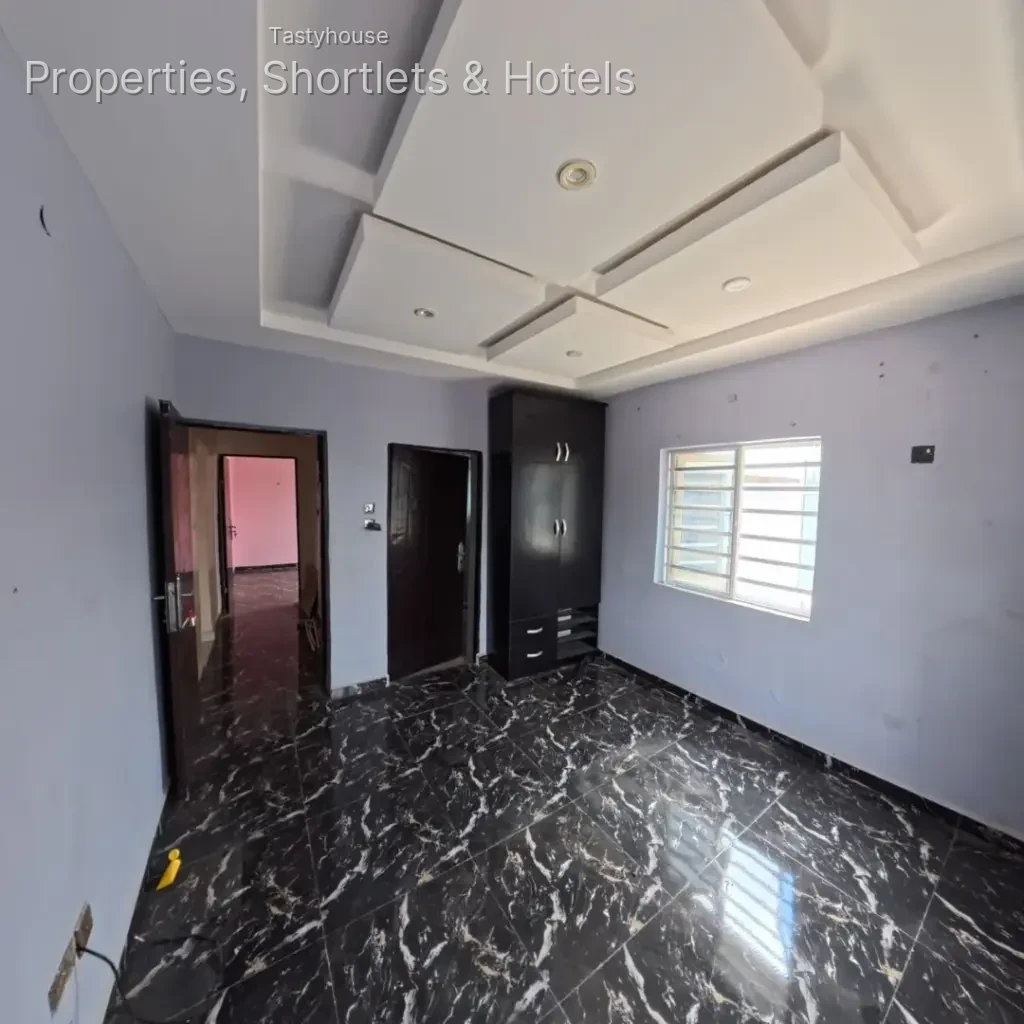 A Decent 4 bedroom Bungalow
