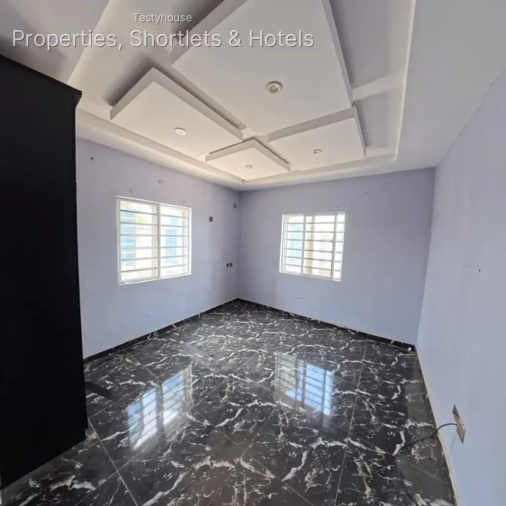 A Decent 4 bedroom Bungalow