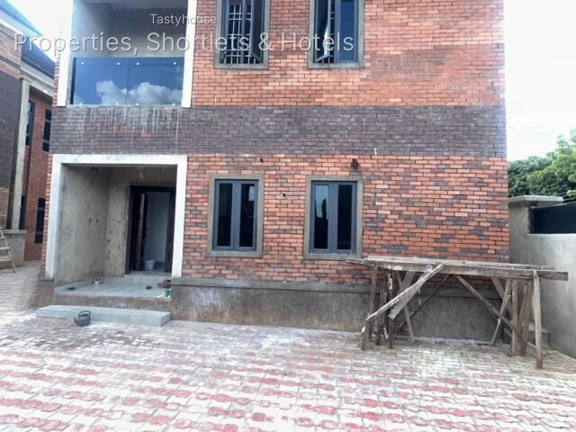 A newly built 2bedroom Duplex, with all modern features