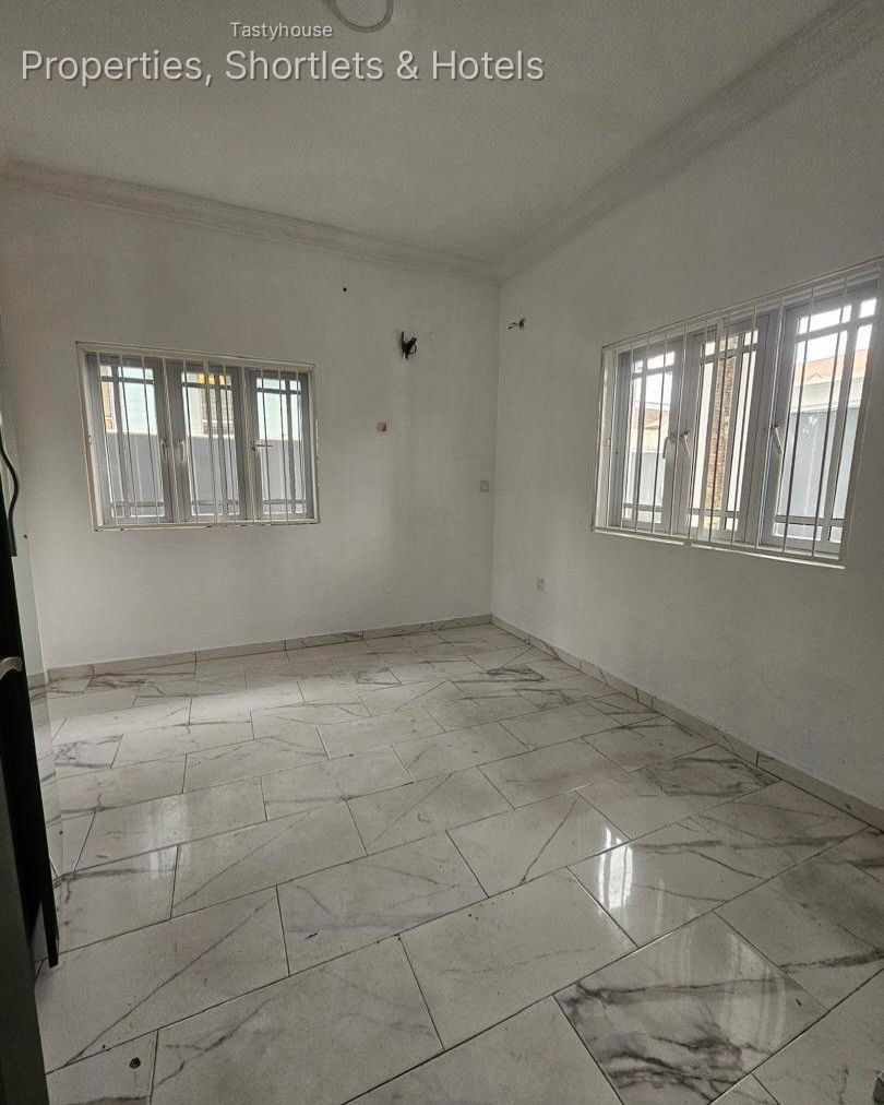 4-BedroomSemi-Detached Duplex