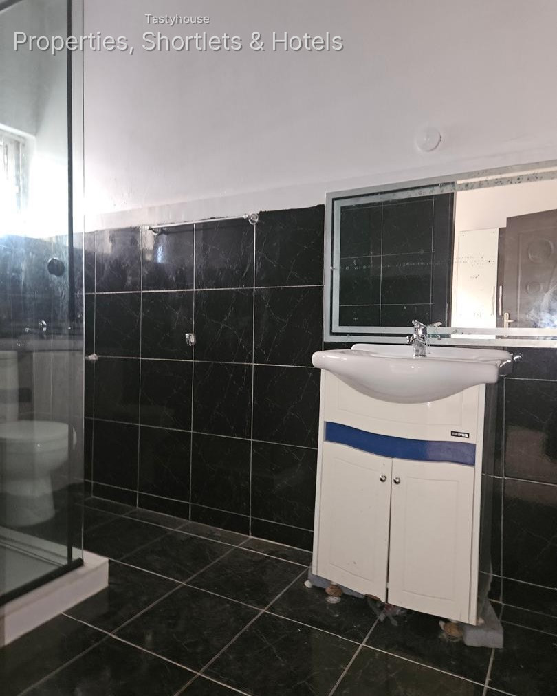 4-BedroomSemi-Detached Duplex