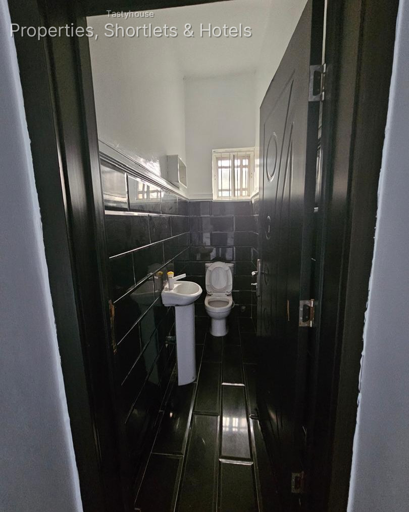 4-BedroomSemi-Detached Duplex
