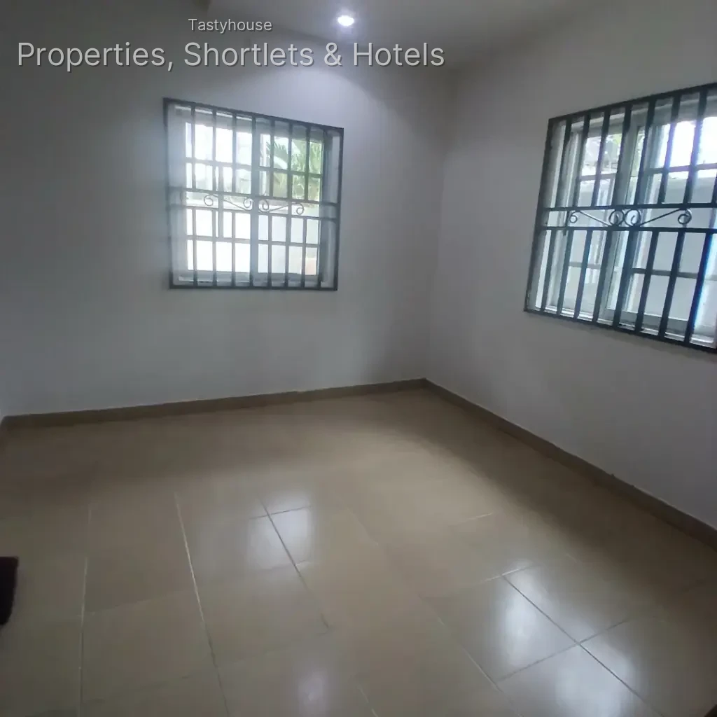 2 – Bedroom Flat